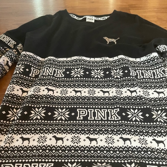 ✨VS PINK✨ Holiday Bling Sweater - Picture 3 of 6